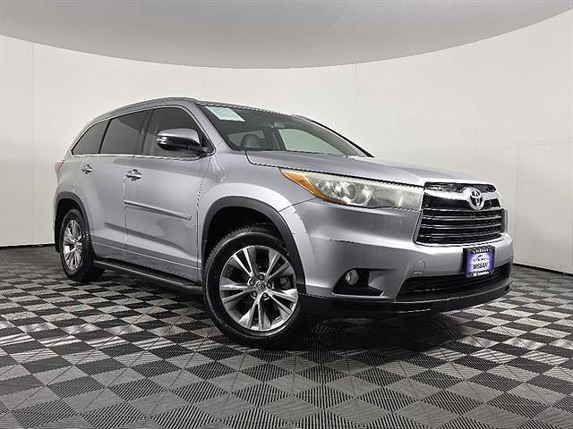 2015 TOYOTA Highlander