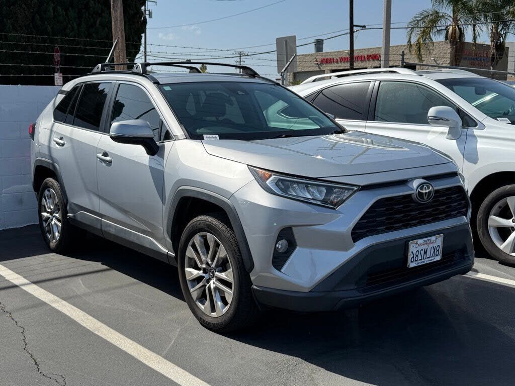 2019 TOYOTA RAV4