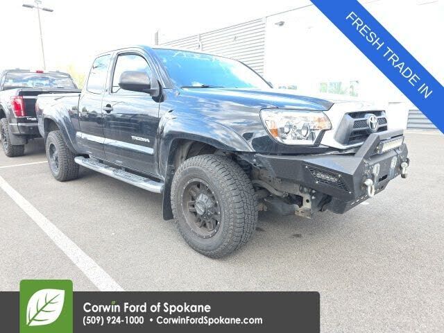 2015 TOYOTA Tacoma