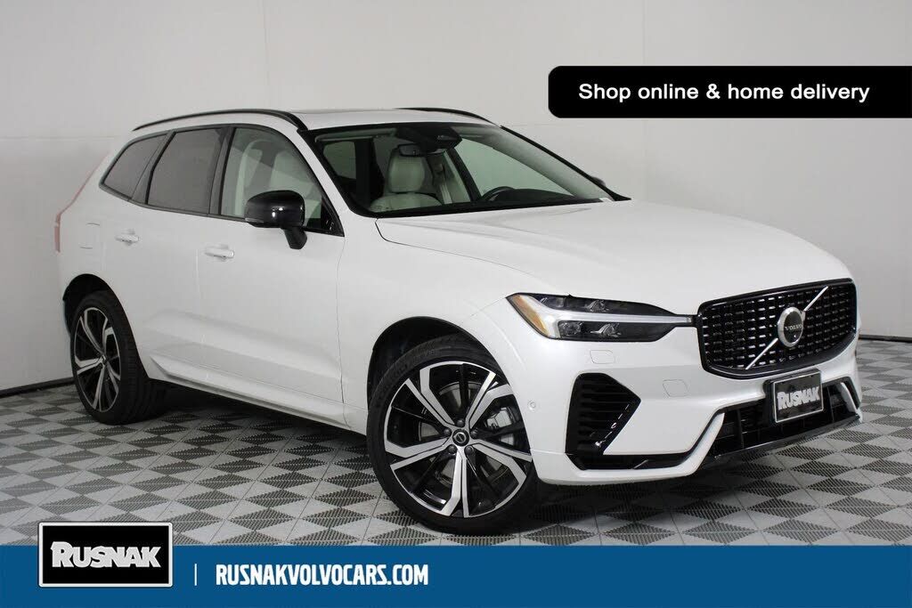 2023 VOLVO XC60
