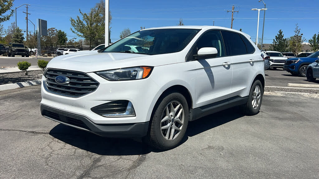 2022 FORD Edge