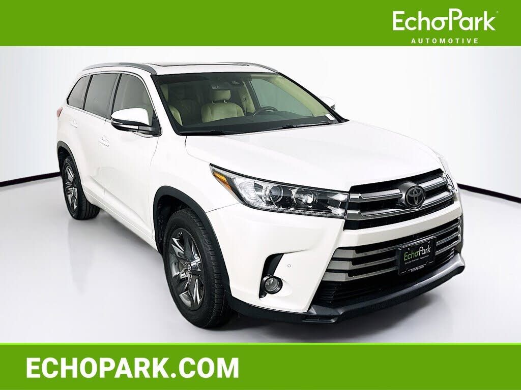 2017 TOYOTA Highlander