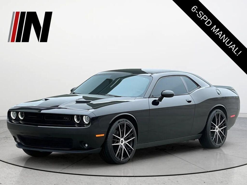 2016 DODGE Challenger