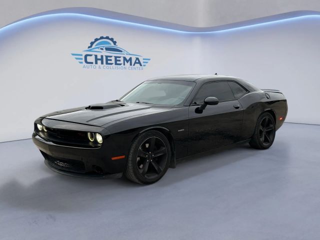 2017 DODGE Challenger