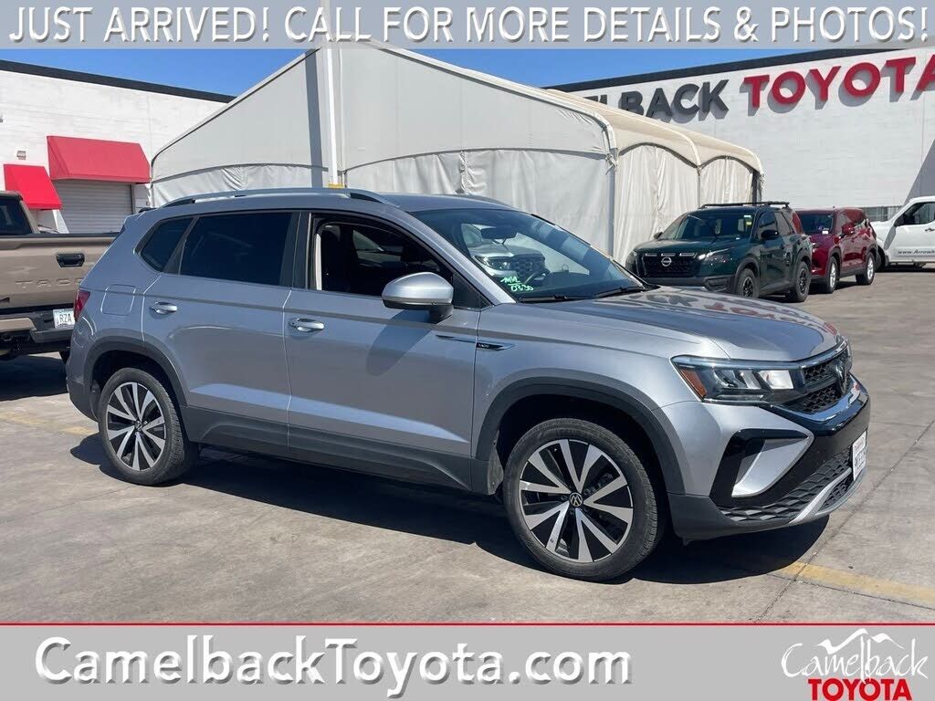 2024 VOLKSWAGEN Taos