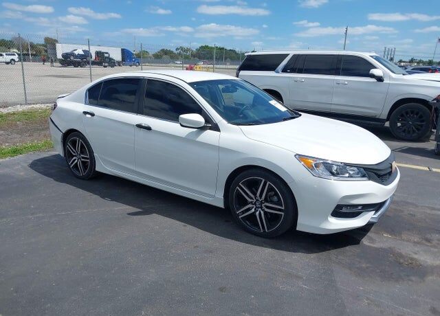 2017 HONDA Accord