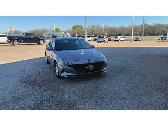 2022 HYUNDAI Elantra