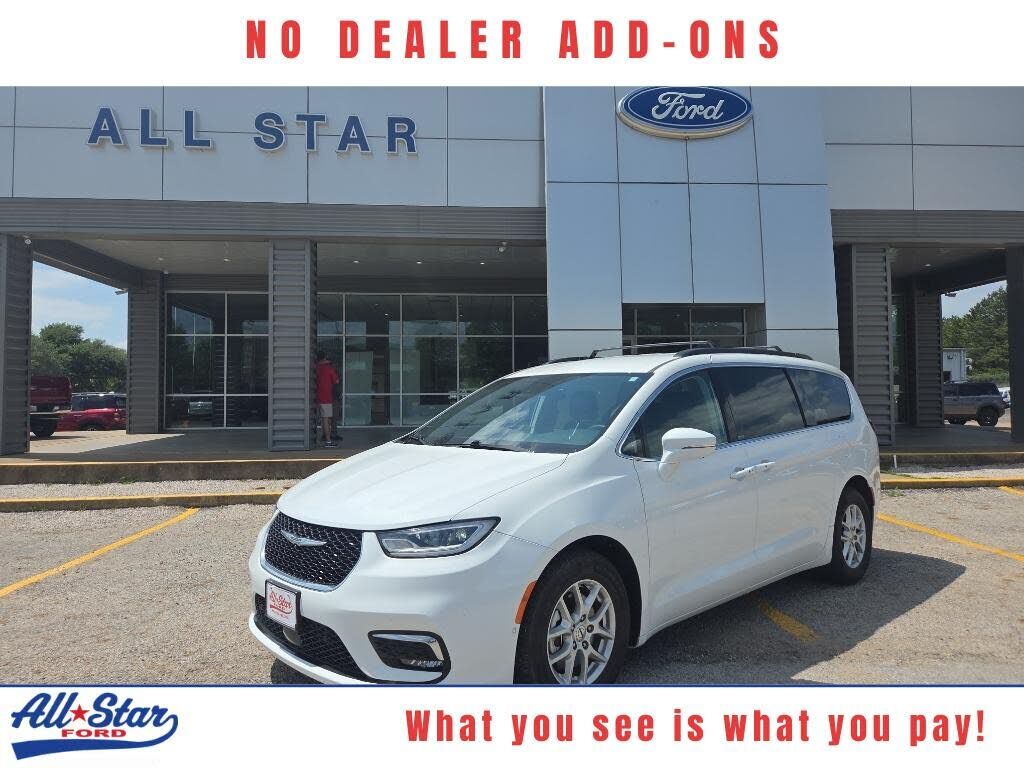 2022 CHRYSLER Pacifica