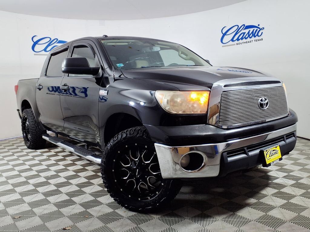 2013 TOYOTA Tundra