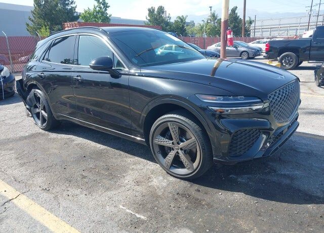 2023 GENESIS GV70