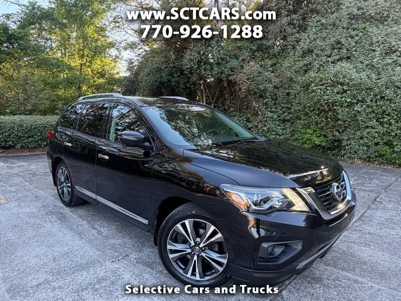 2017 NISSAN Pathfinder