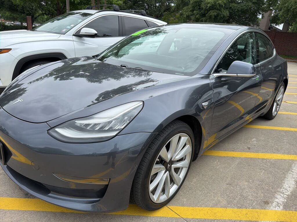 2019 TESLA Model 3