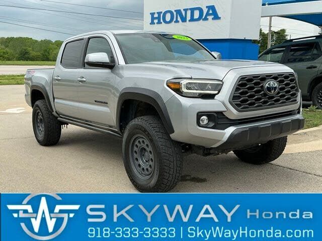 2023 TOYOTA Tacoma