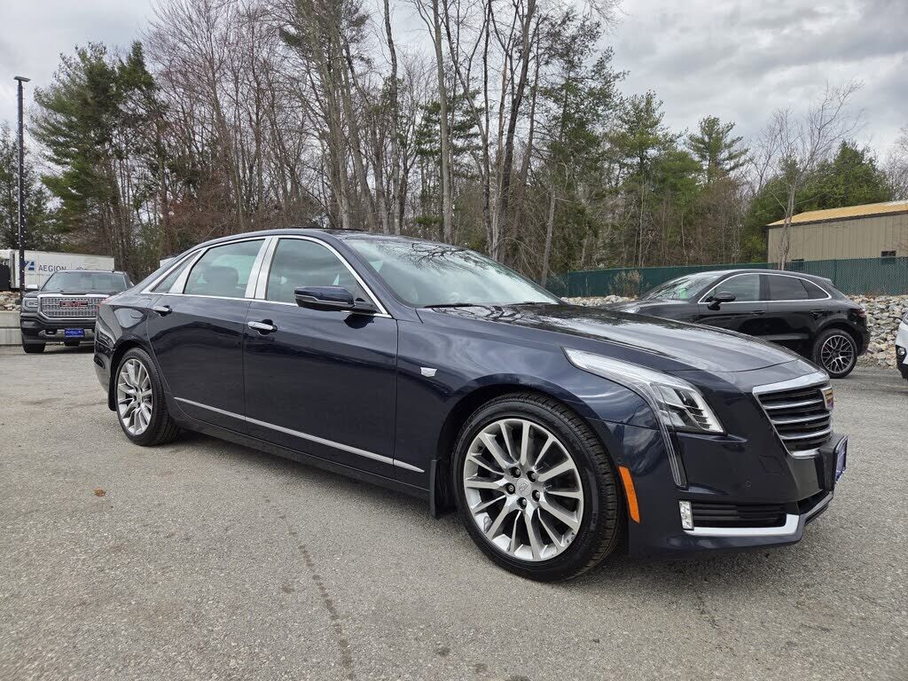 2017 CADILLAC CT6