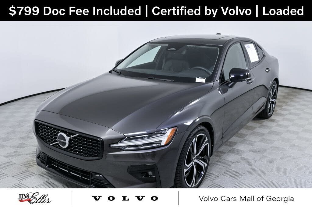 2025 VOLVO S60