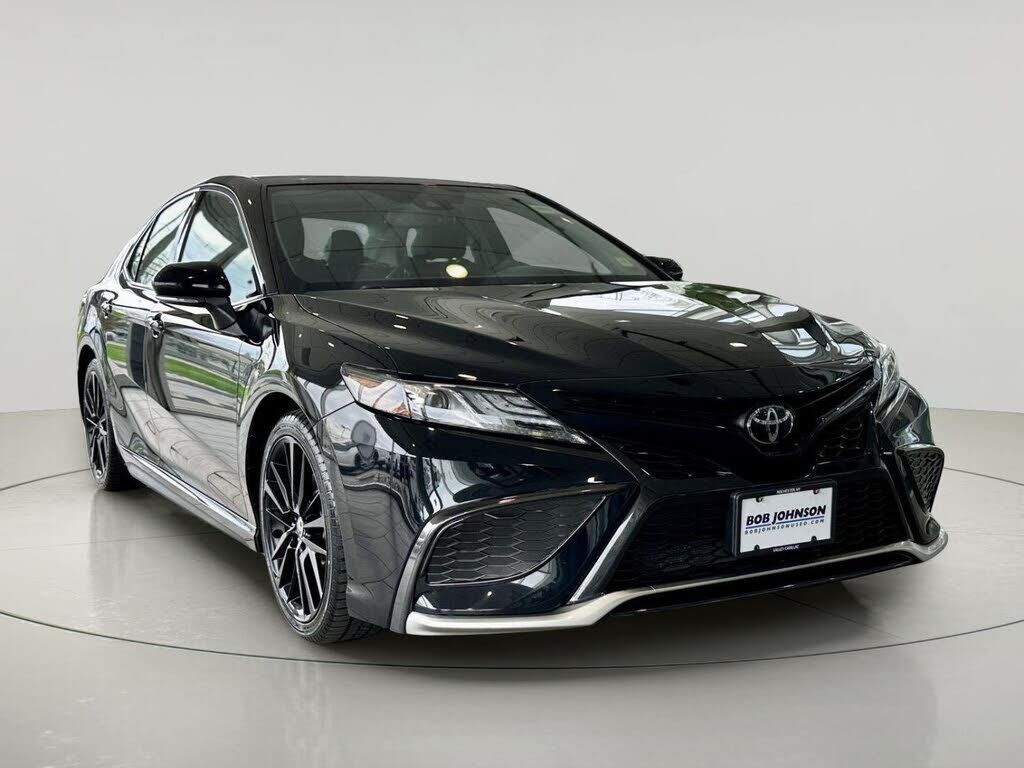 2021 TOYOTA Camry