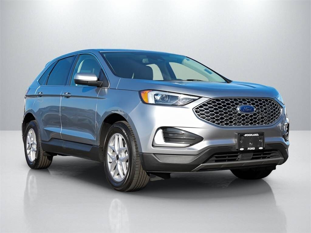 2023 FORD Edge