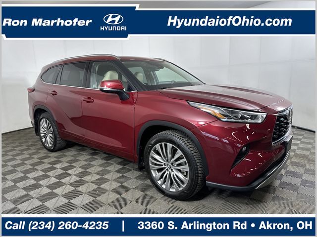 2022 TOYOTA Highlander