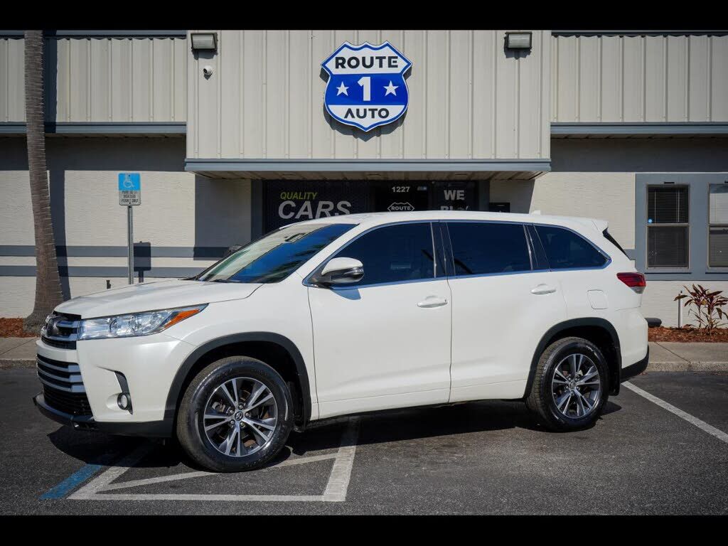 2018 TOYOTA Highlander