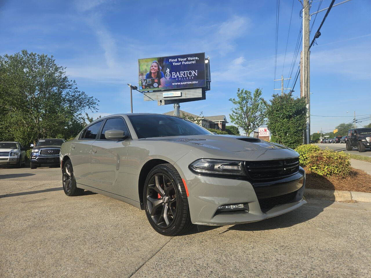 2017 DODGE Charger