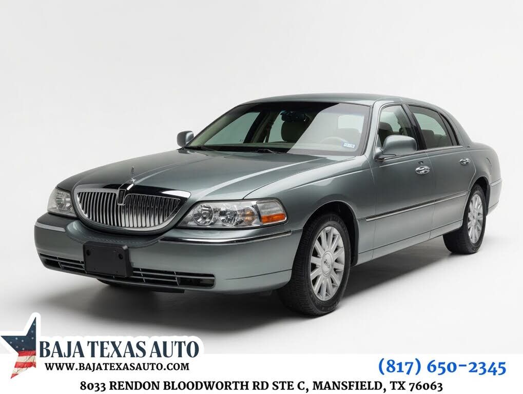 2006 LINCOLN Town Car