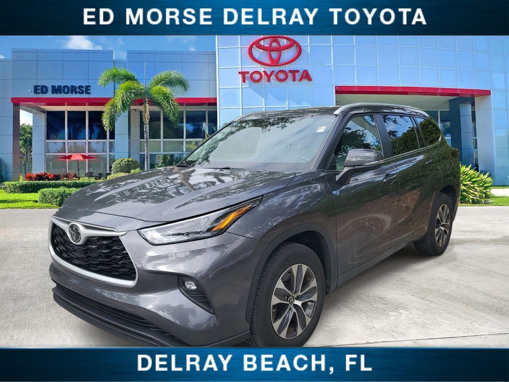 2024 TOYOTA Highlander