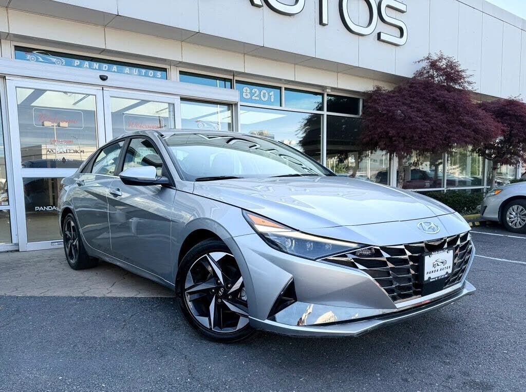 2021 HYUNDAI Elantra