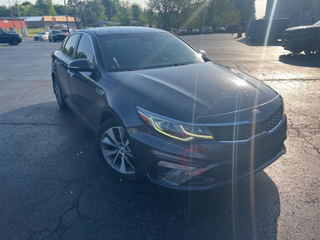 2019 KIA Optima