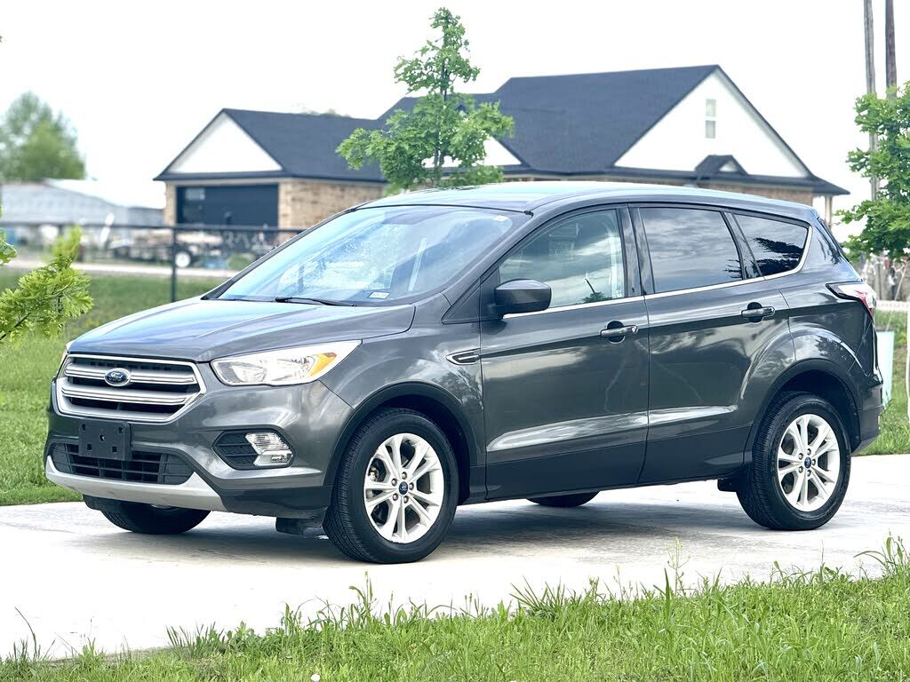 2017 FORD Escape