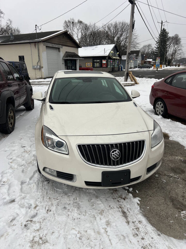 2013 BUICK Regal
