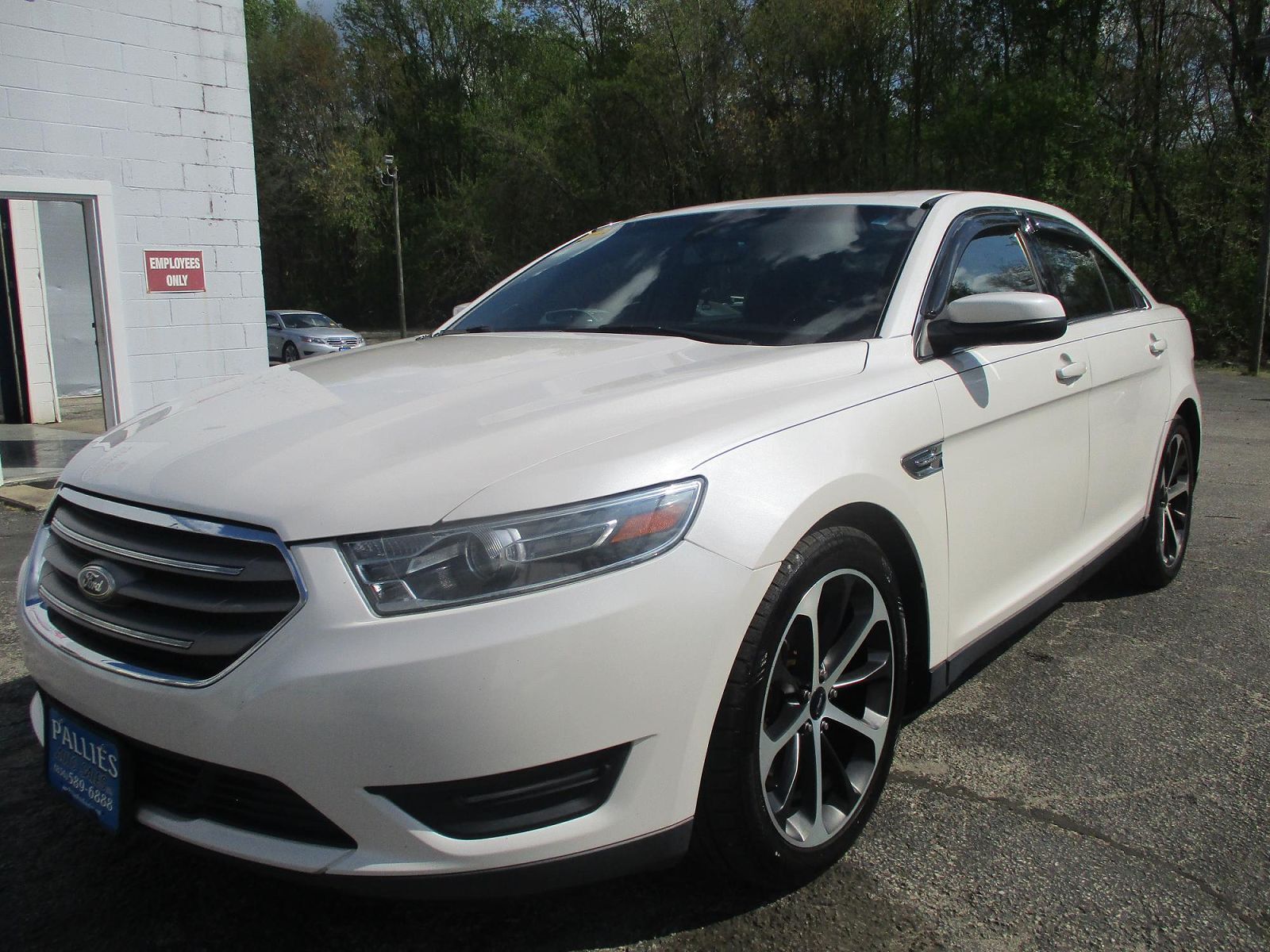 2015 FORD Taurus