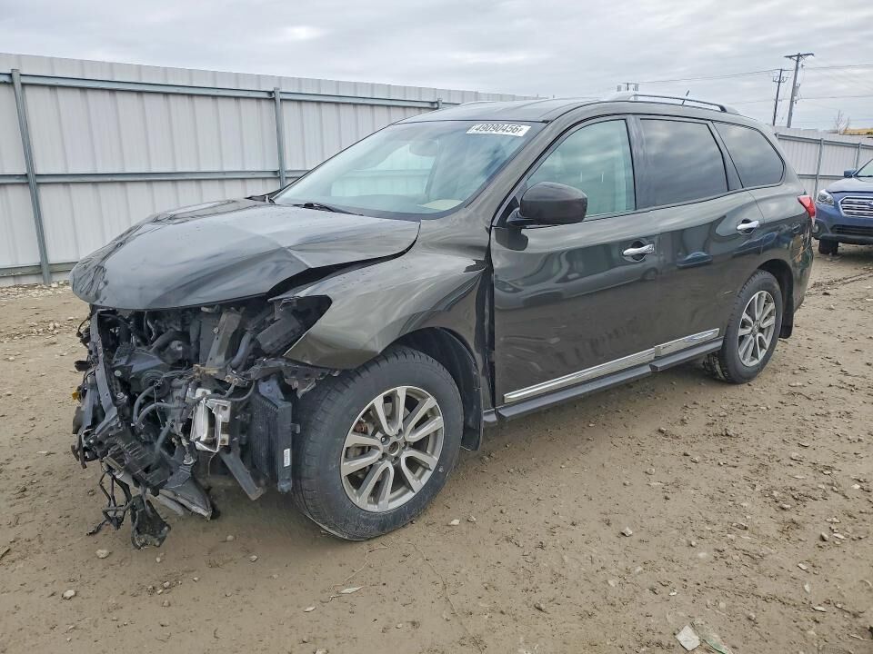 2016 NISSAN Pathfinder