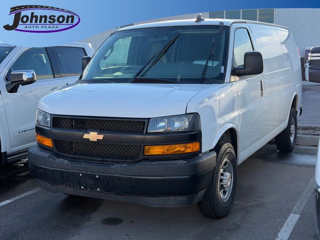 2023 CHEVROLET Express