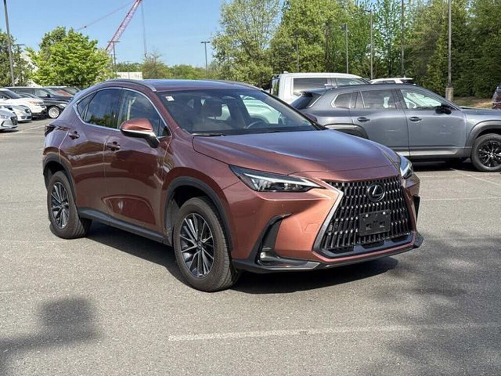 2025 LEXUS NX