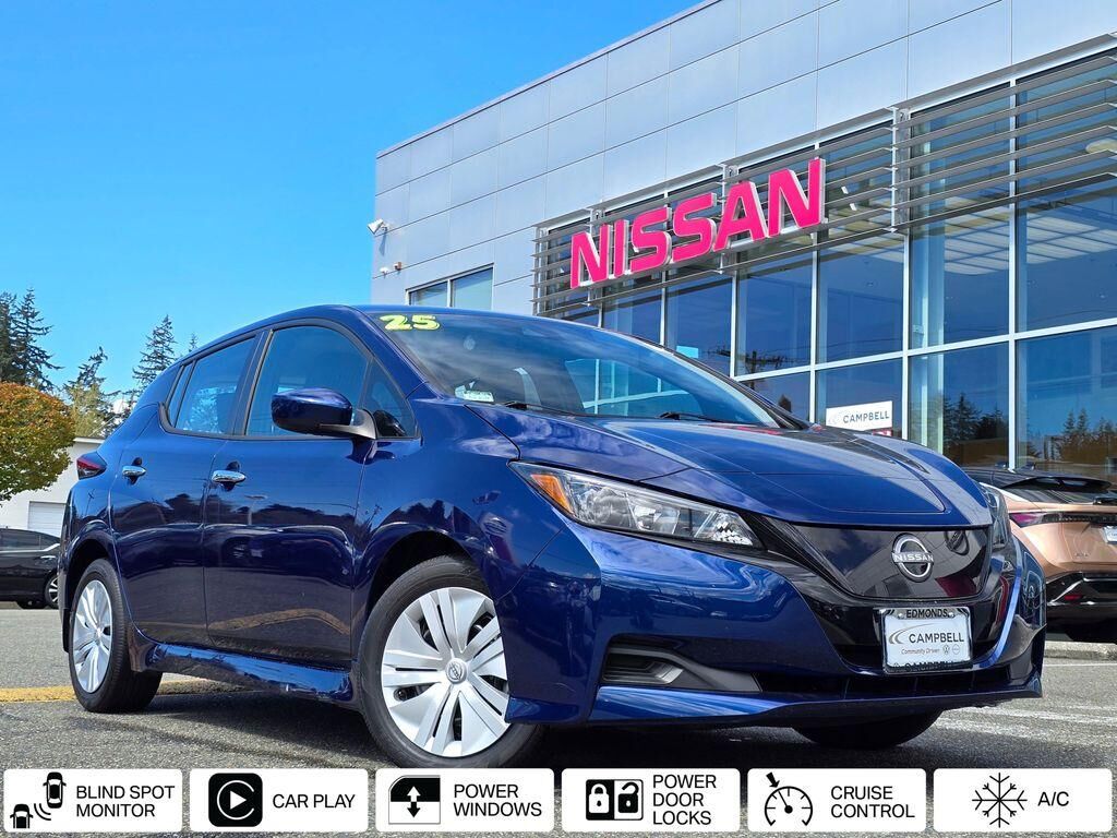2025 NISSAN Leaf