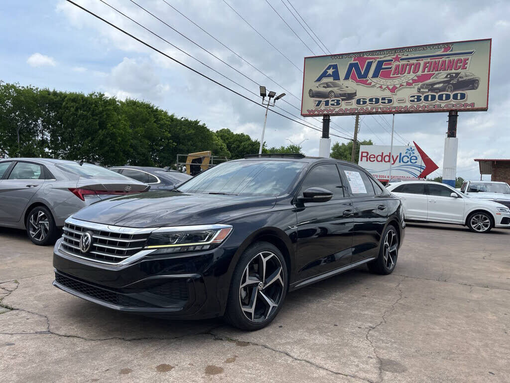 2022 VOLKSWAGEN Passat