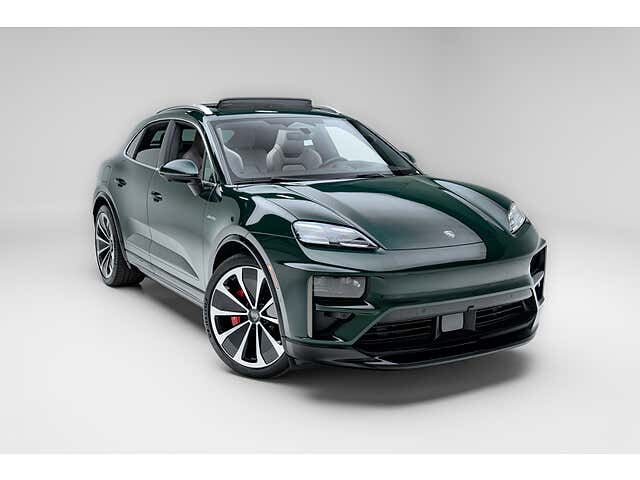 2024 PORSCHE Macan