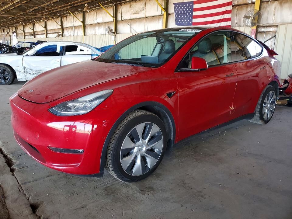 2021 TESLA Model Y