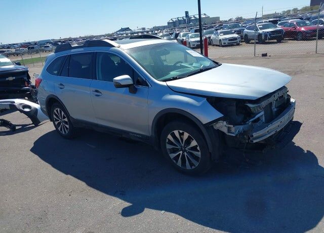 2015 SUBARU Outback