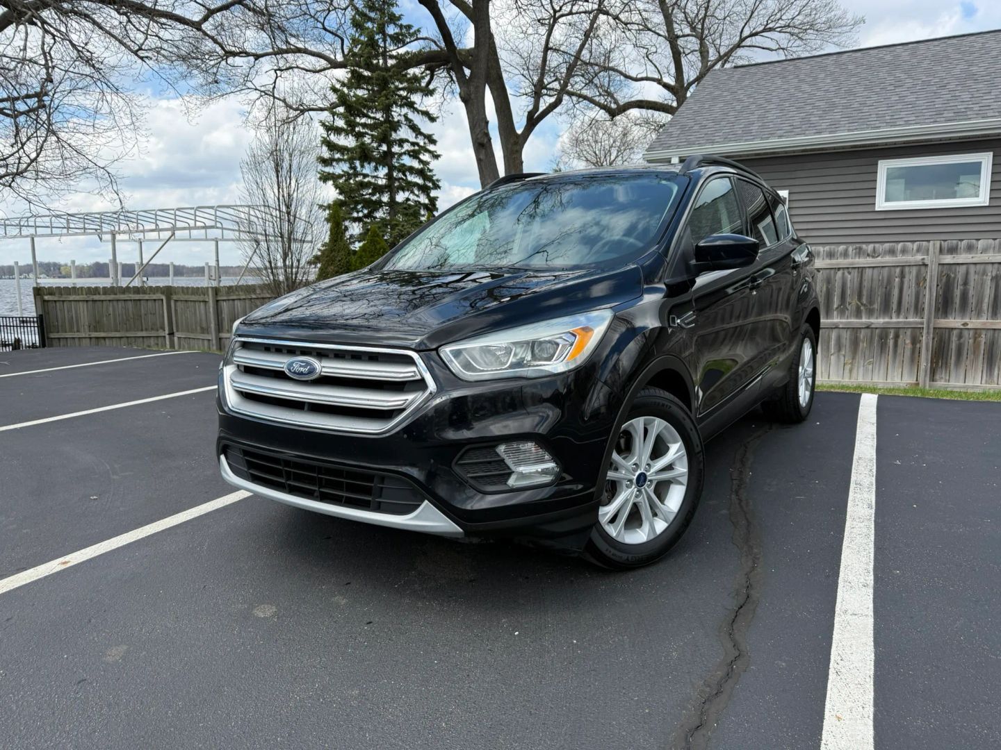 2017 FORD Escape