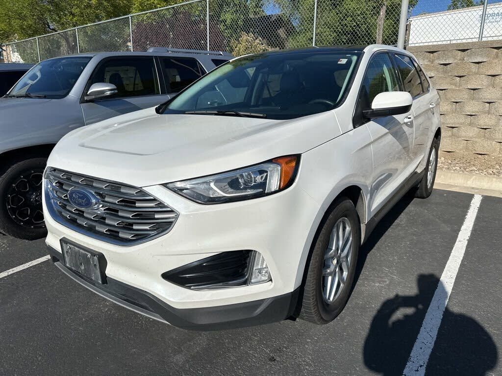 2022 FORD Edge