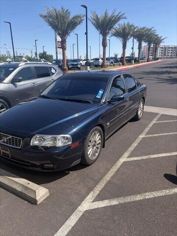 2004 VOLVO S80