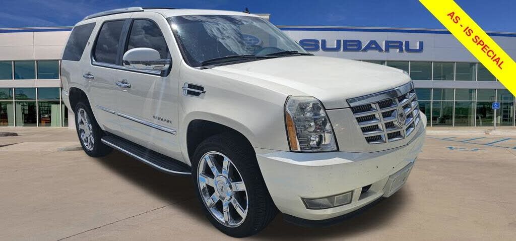 2010 CADILLAC Escalade