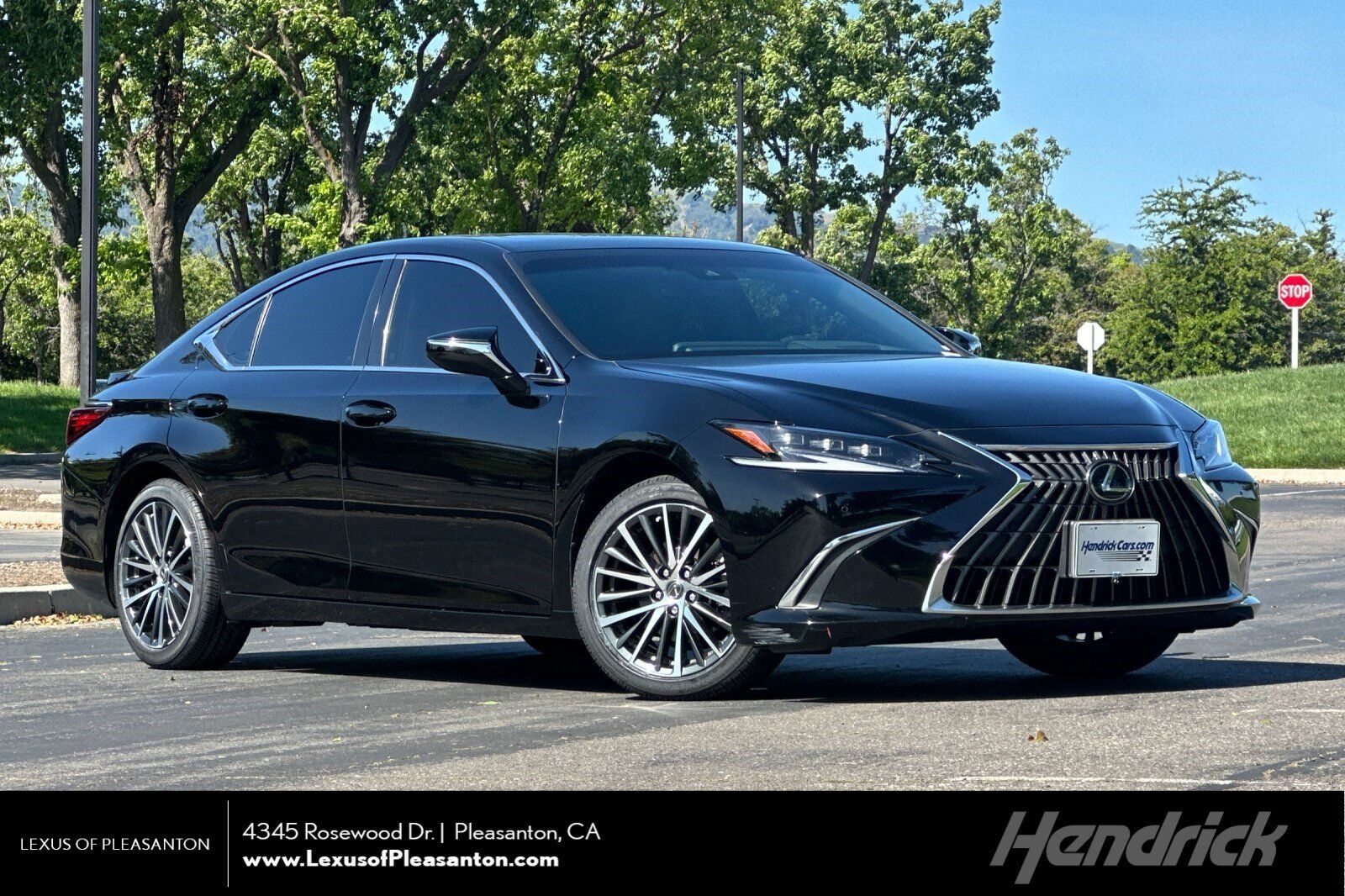 2024 LEXUS ES