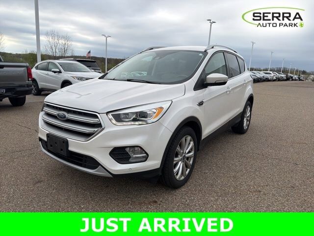 2017 FORD Escape