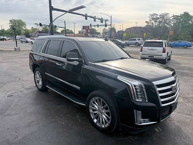 2017 CADILLAC Escalade