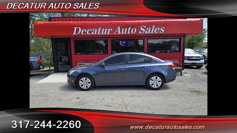 2013 CHEVROLET Cruze