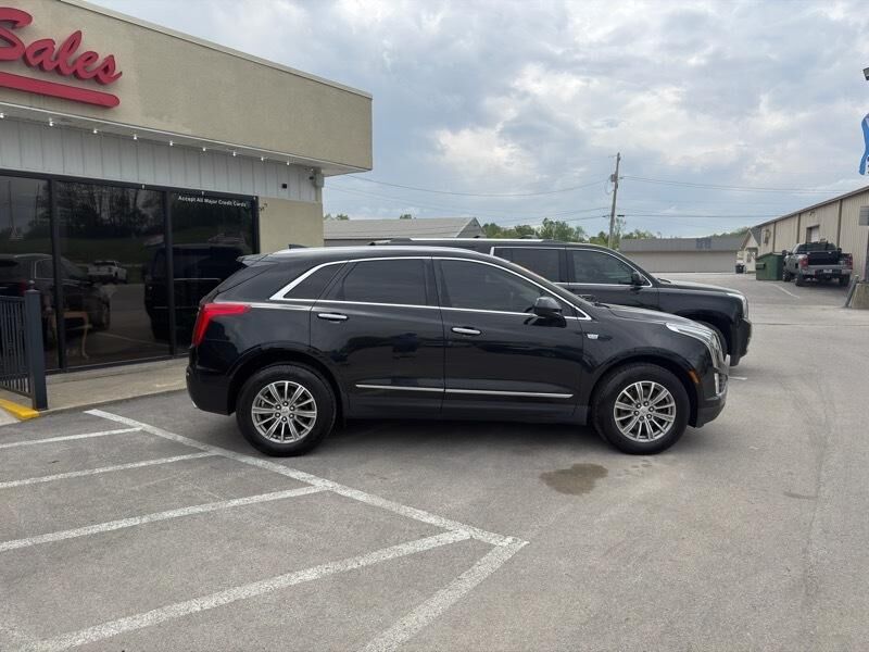2017 CADILLAC XT5