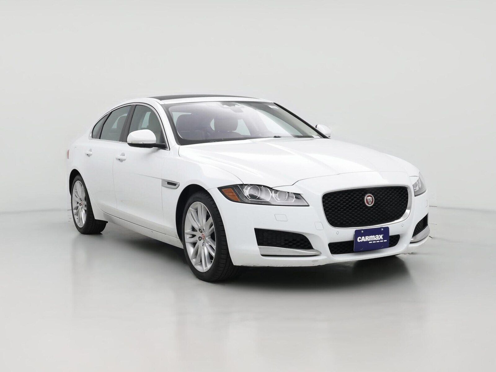 2017 JAGUAR XF