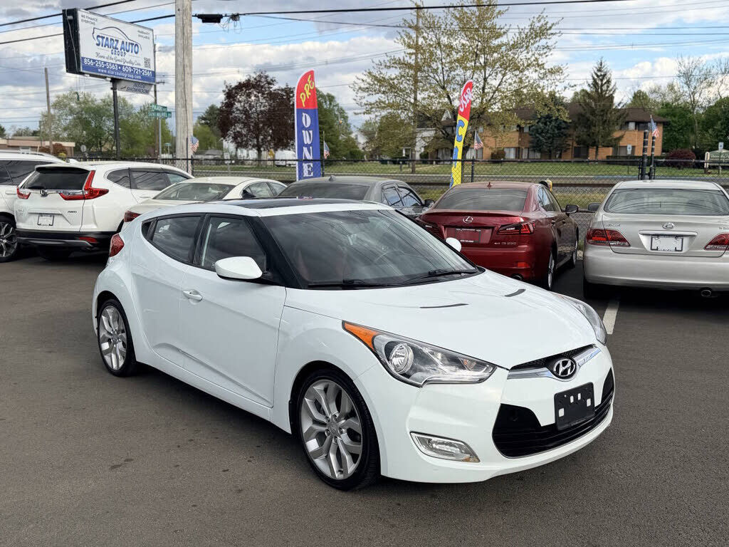2012 HYUNDAI Veloster